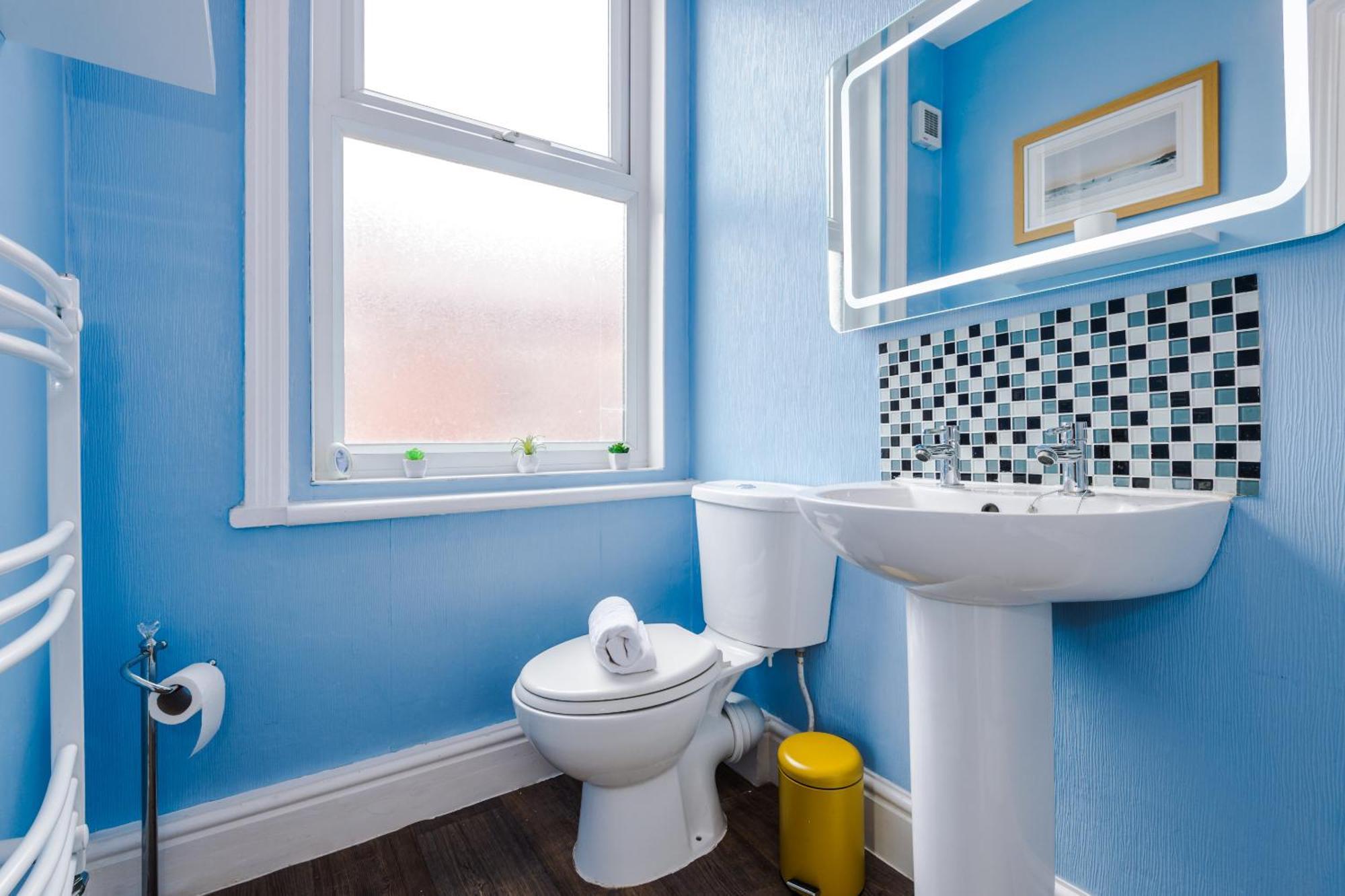 Pebbles Guest House Blackpool Room photo
