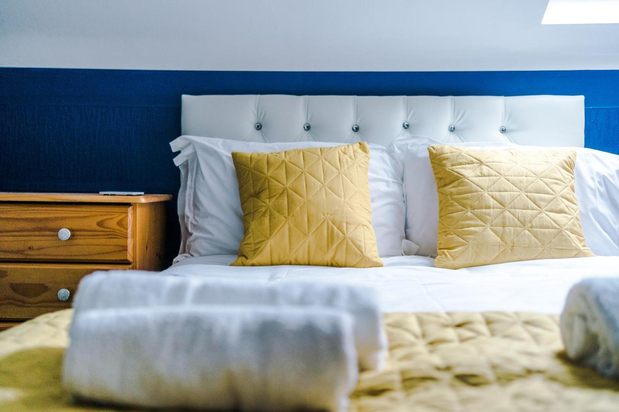Pebbles Guest House Blackpool Room photo